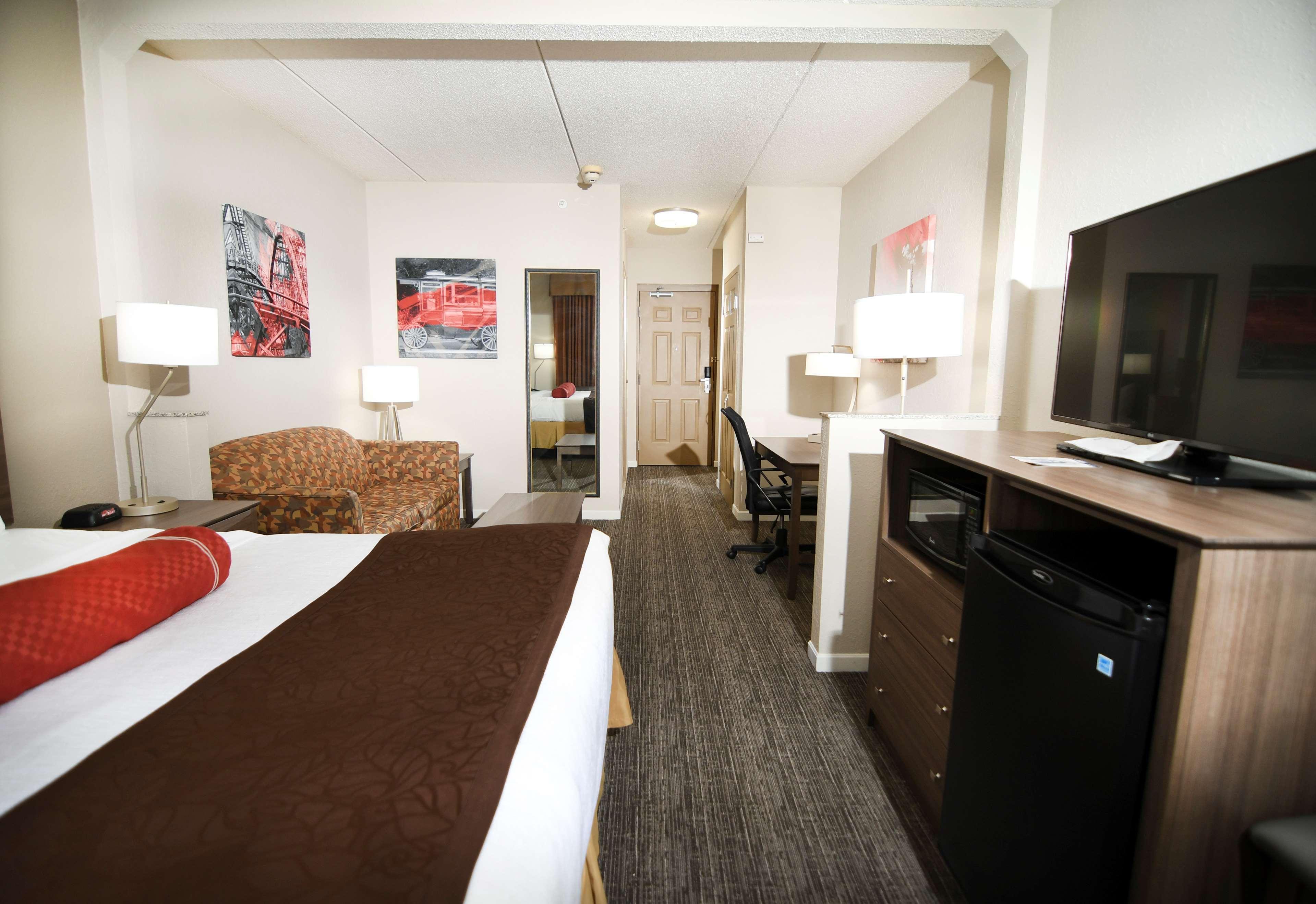 Best Western Plus Sandusky Hotel & Suites Екстер'єр фото